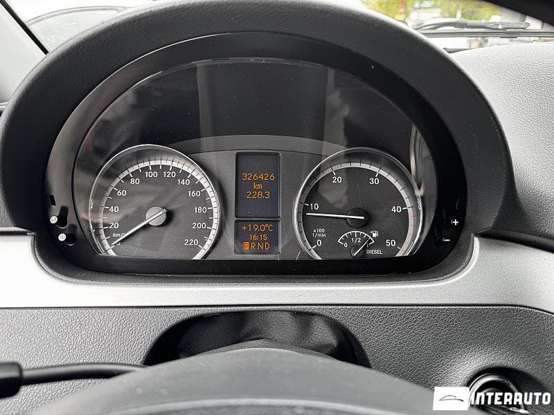 2014 Mercedes Vito — Miniatură 6