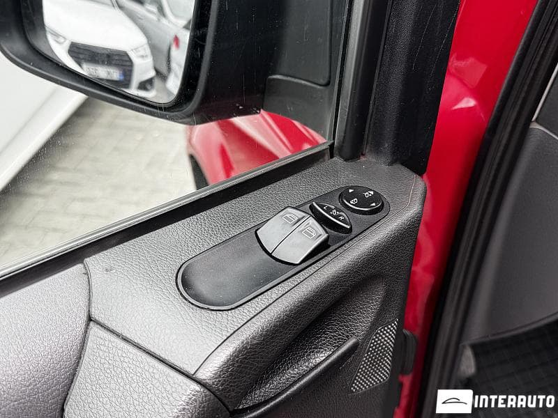 2014 Mercedes Vito — Miniatură 13