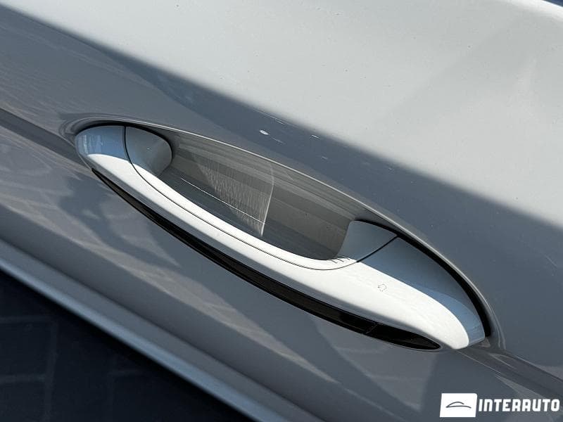 2017 BMW 530 — Miniatură 17