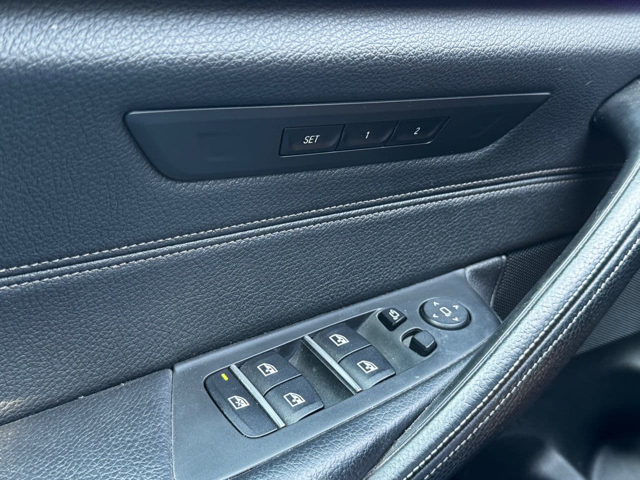 2017 BMW 530 — Miniatură 14