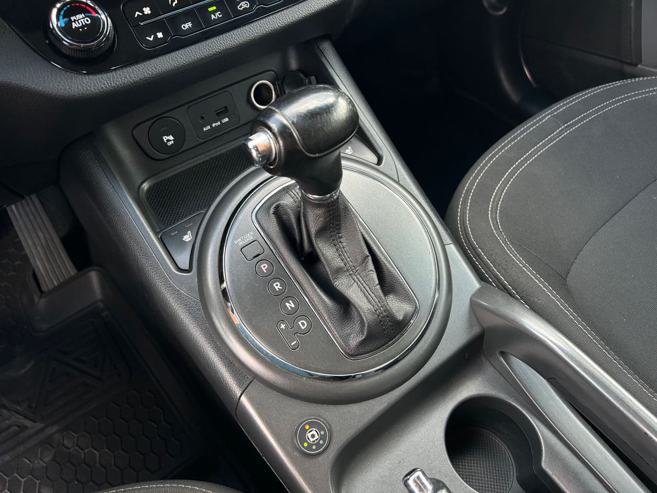 2011 Kia Sportage — Miniatură 13