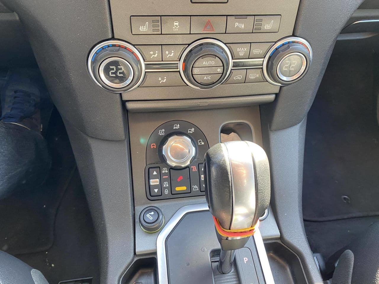 2011 Land Rover Discovery — Miniatură 12