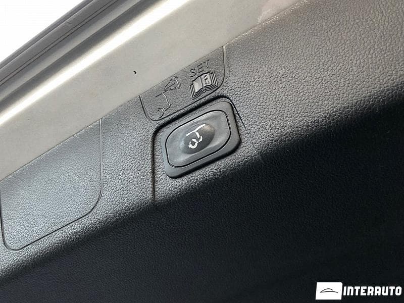 2015 Ford C-MAX — Miniatură 19