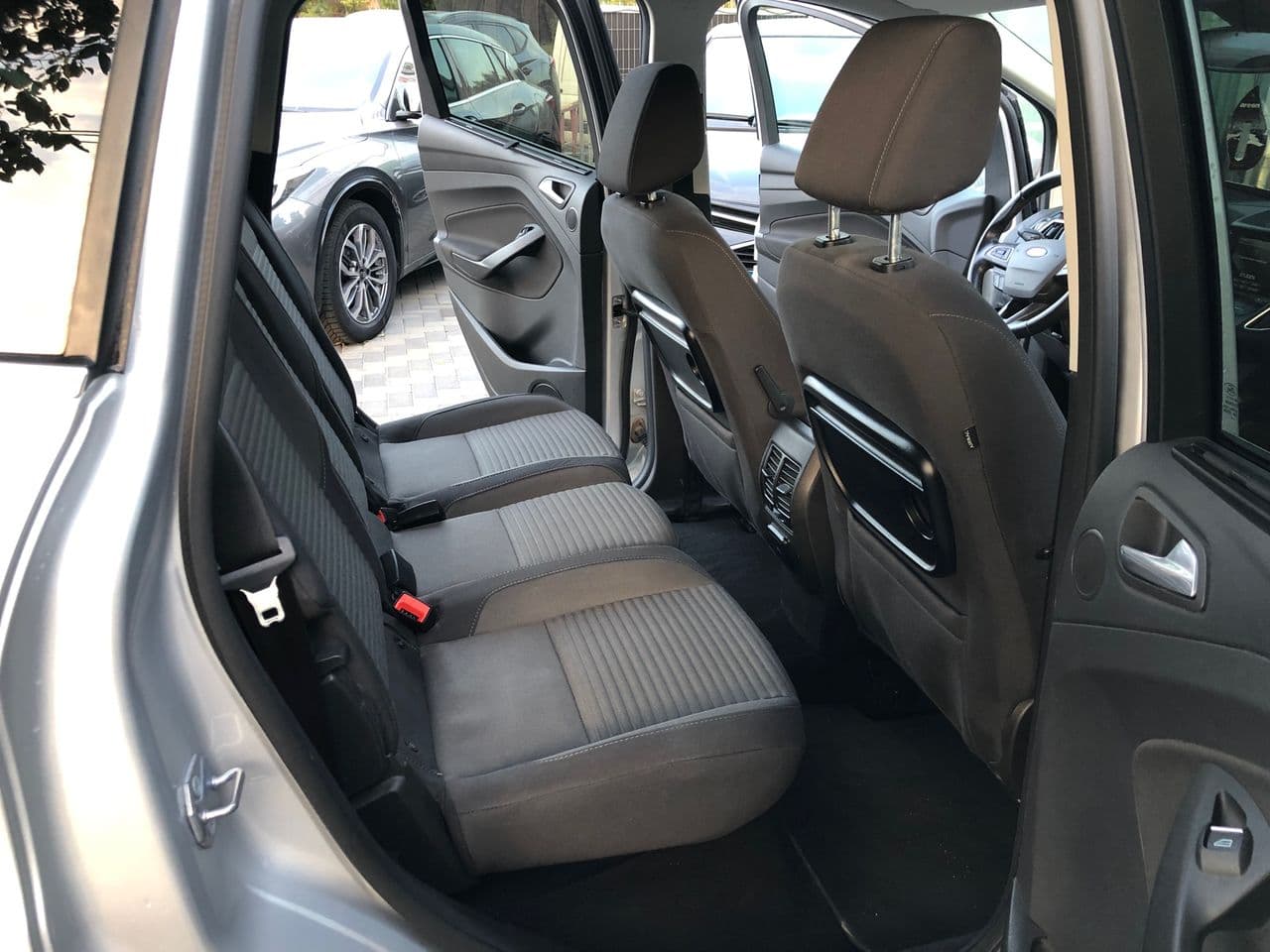 2015 Ford C-MAX — Miniatură 17