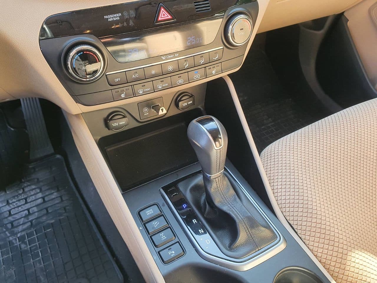 2016 Hyundai Tucson — Miniatură 14