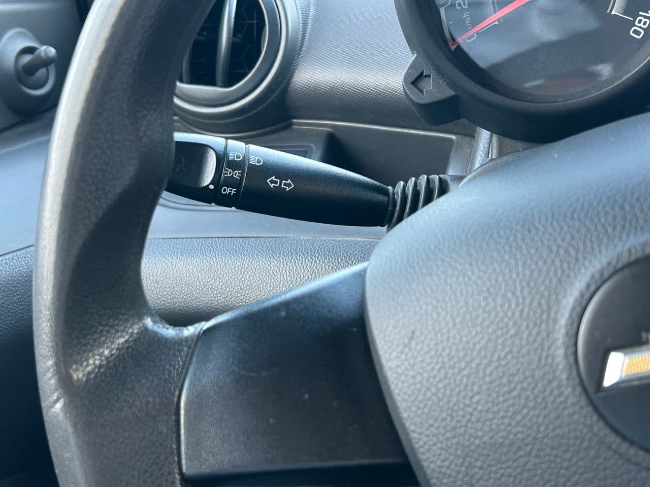 2012 Chevrolet Spark — Miniatură 8