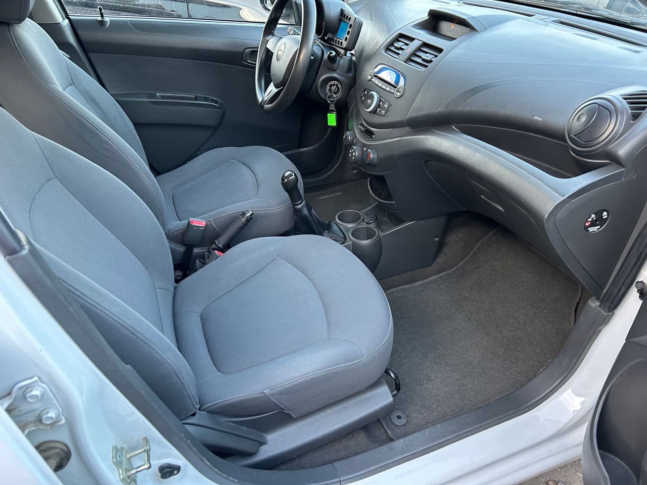 2012 Chevrolet Spark — Miniatură 12