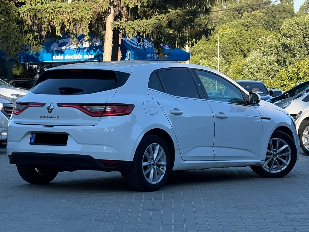 2016 Renault Megane — Miniatură 3