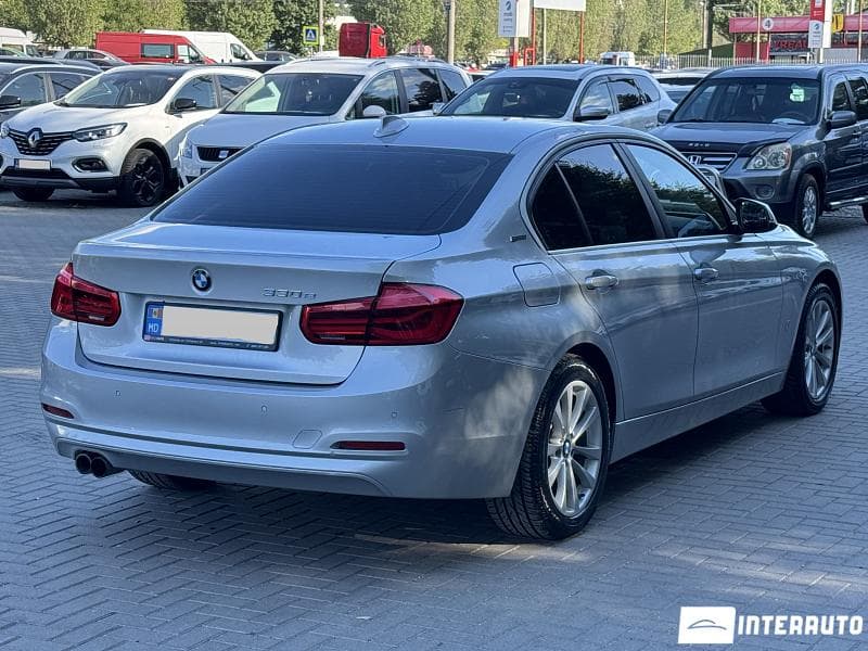 BMW 330E 2016 — Миниатюра 4