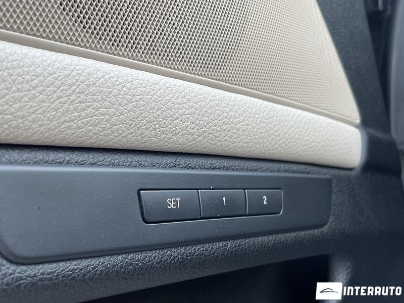 2016 BMW 520 — Miniatură 11