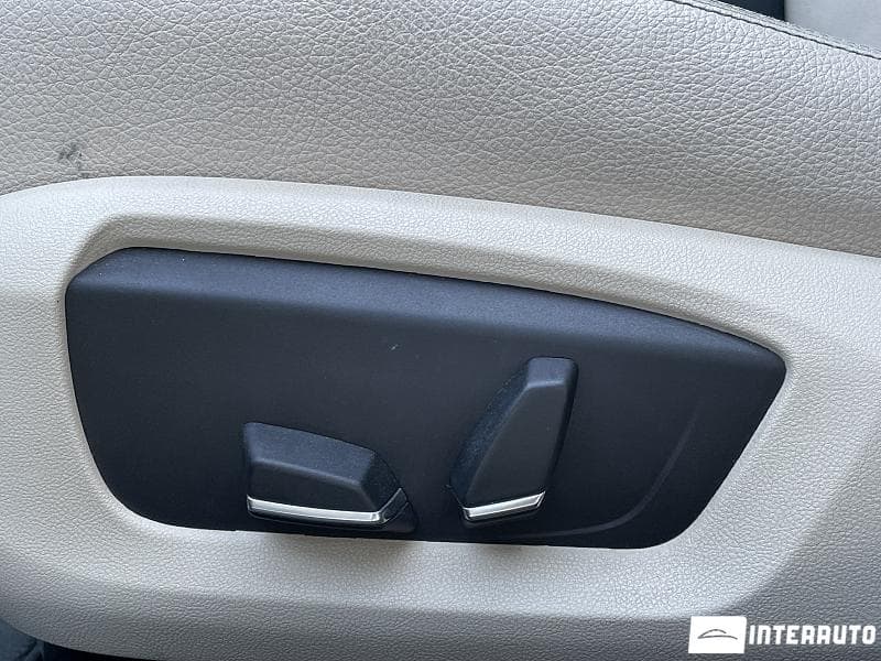 2016 BMW 520 — Miniatură 14