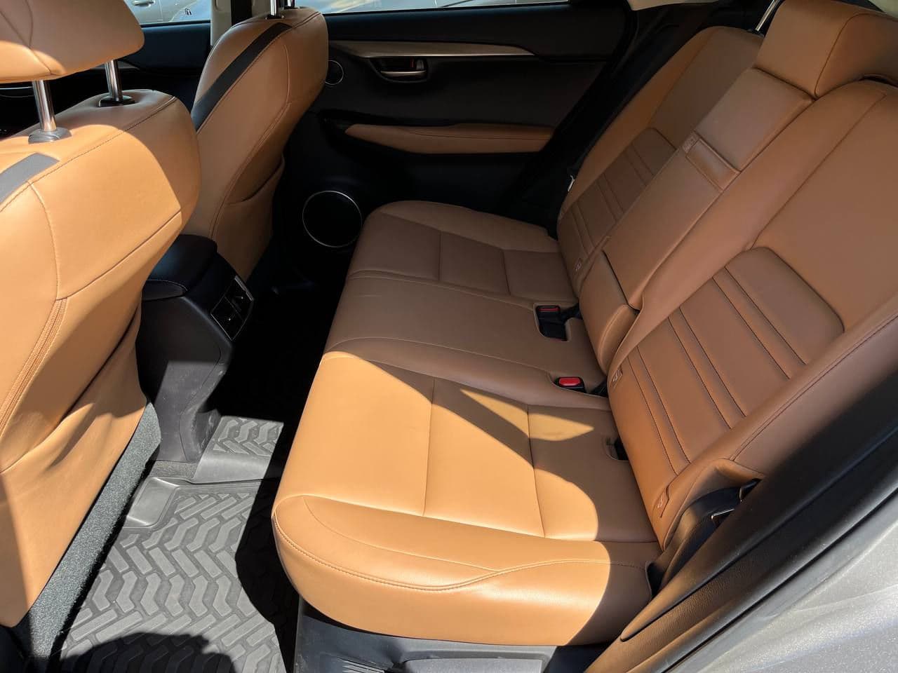 2014 Lexus NX 300H — Miniatură 13