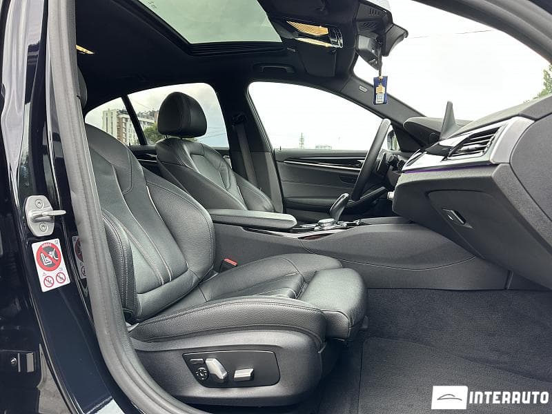 2017 BMW 520 — Miniatură 22