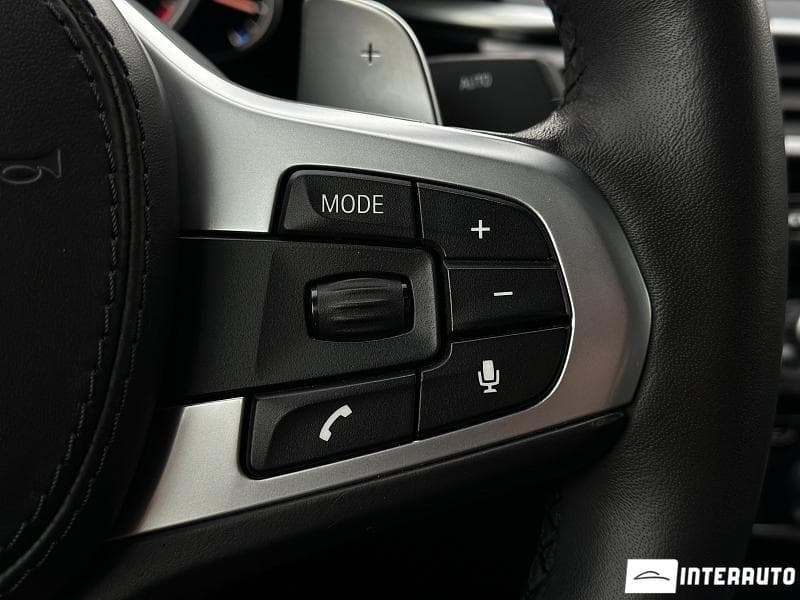 2017 BMW 520 — Miniatură 17