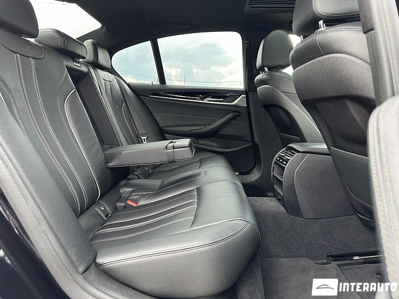 2017 BMW 520 — Miniatură 25