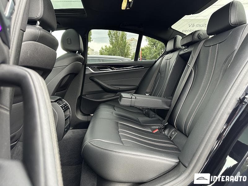 2017 BMW 520 — Miniatură 24