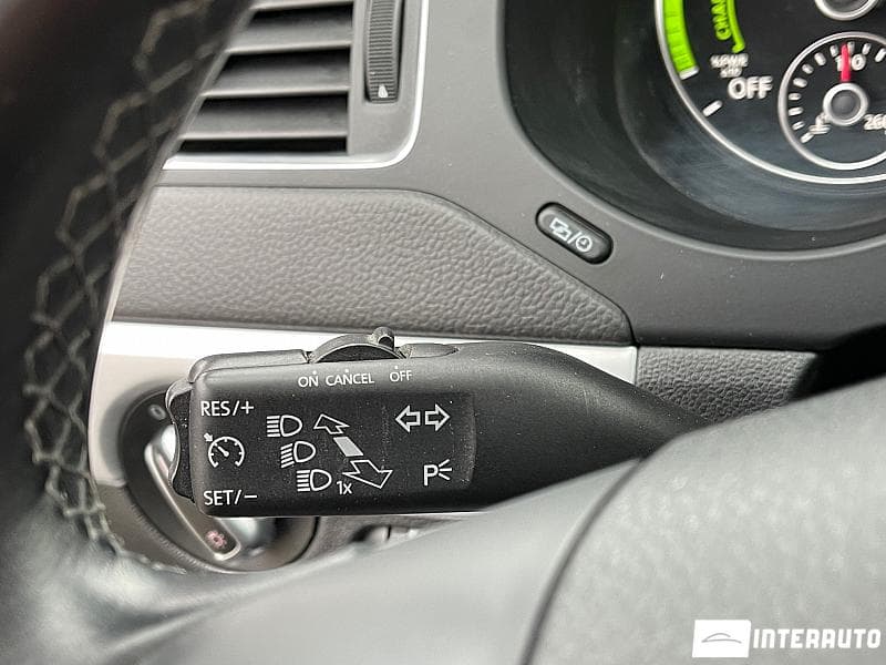 Volkswagen Jetta 2013 — Миниатюра 11