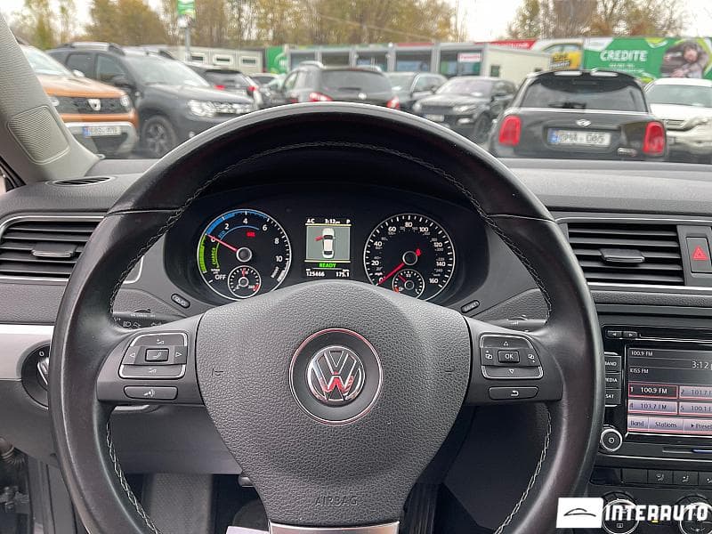 Volkswagen Jetta 2013 — Миниатюра 12