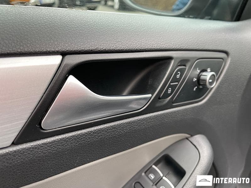 Volkswagen Jetta 2013 — Миниатюра 7