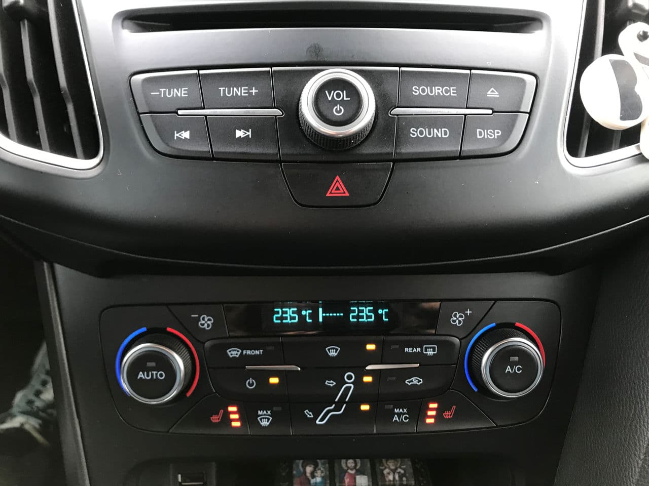 2016 Ford Focus — Miniatură 13