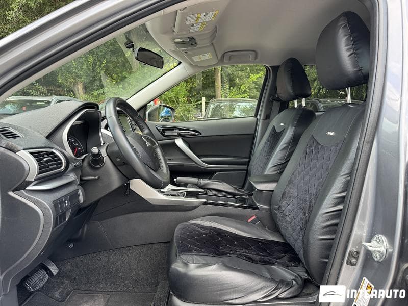 2018 Mitsubishi Eclipse Cross — Miniatură 5