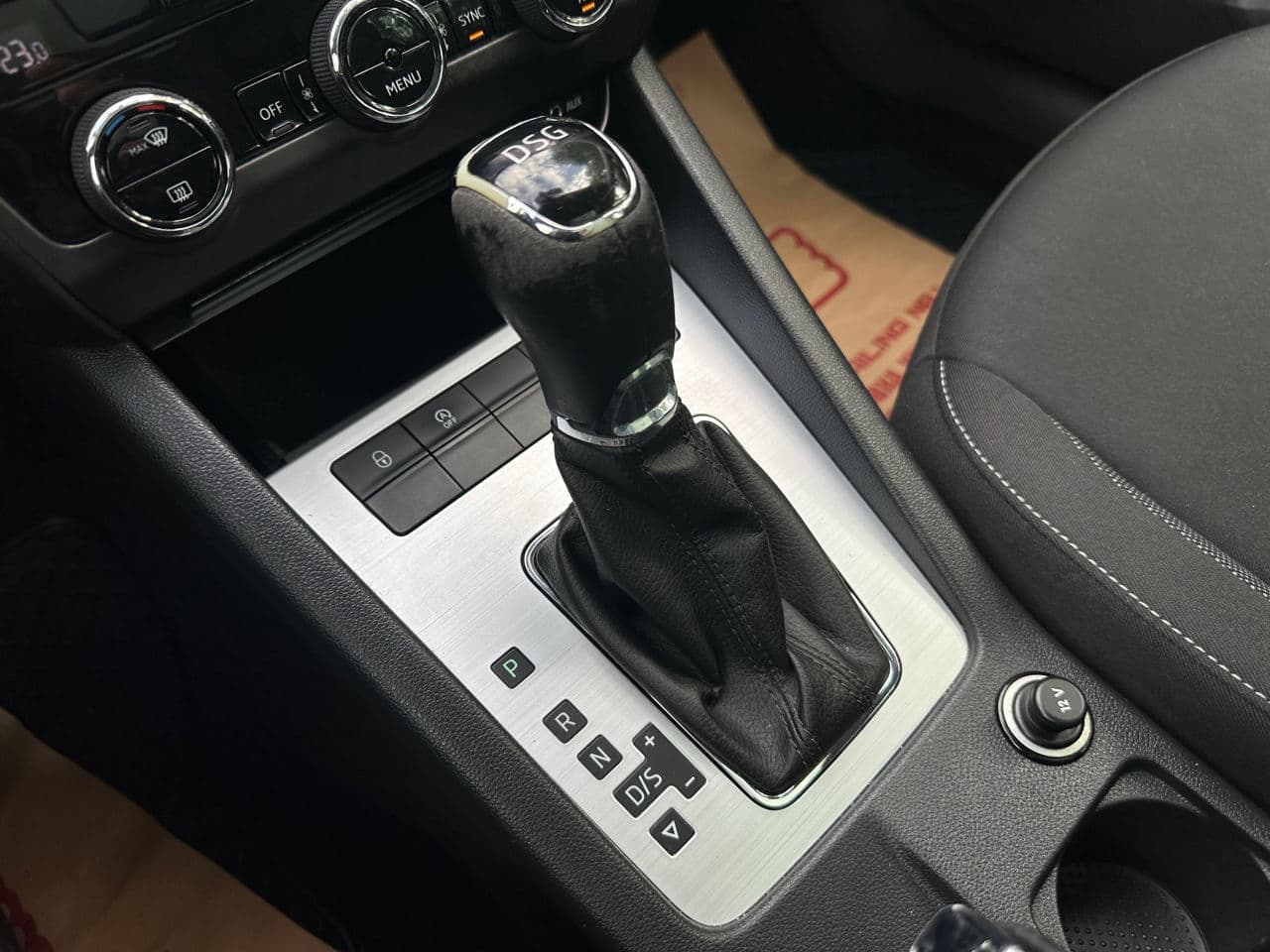 2017 Skoda Octavia — Miniatură 13