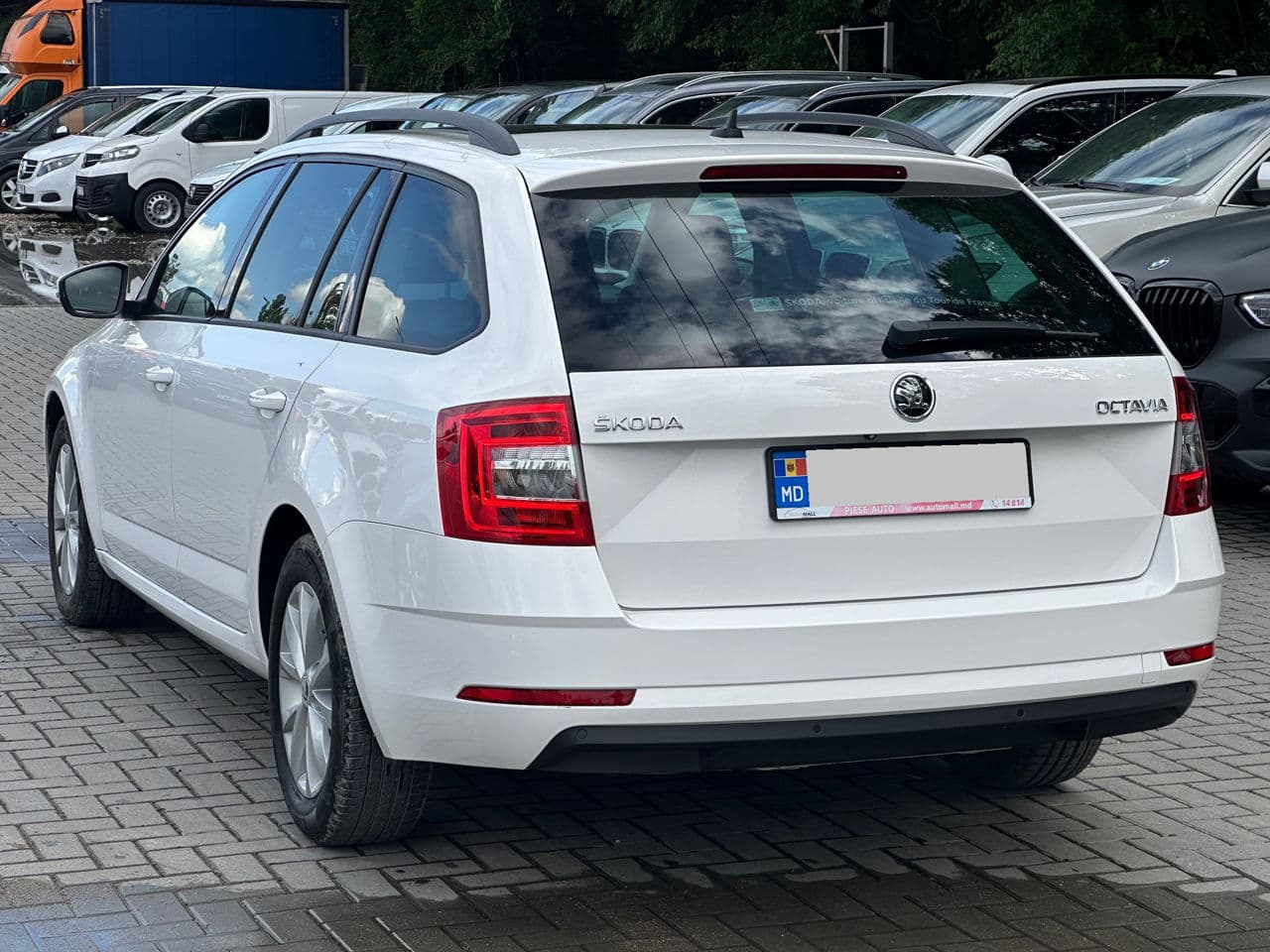 2017 Skoda Octavia — Miniatură 4