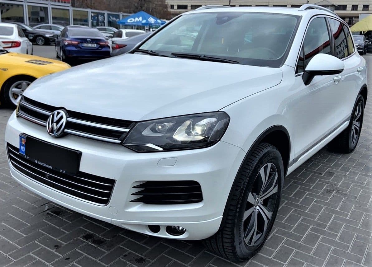2013 Volkswagen Touareg — Miniatură 2