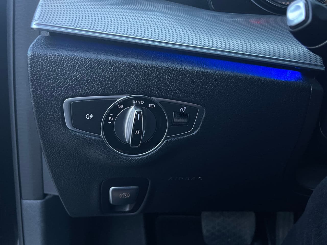 2017 Mercedes E 220 — Miniatură 7