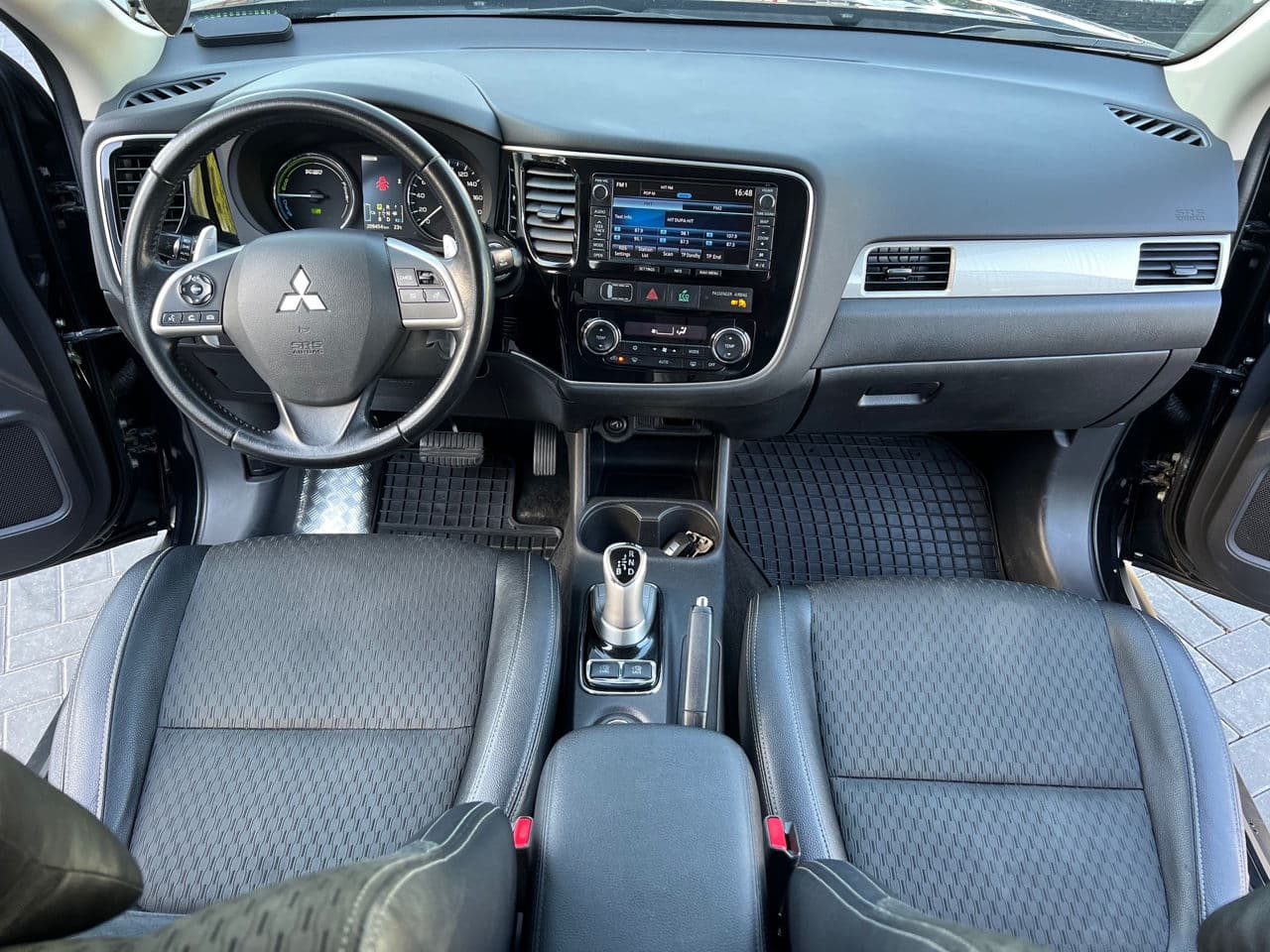 2014 Mitsubishi Outlander — Miniatură 7