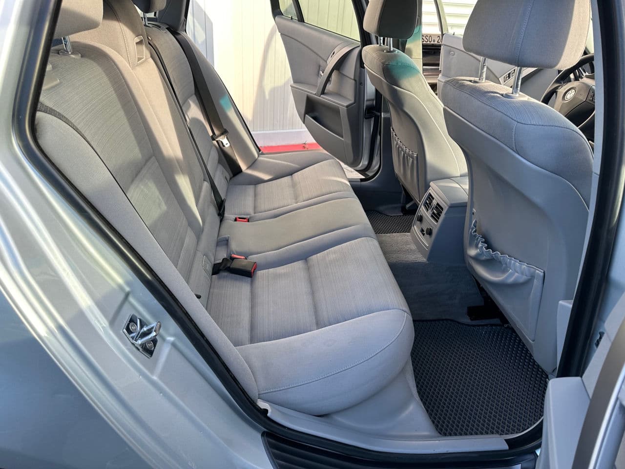 2006 BMW 520 — Miniatură 15