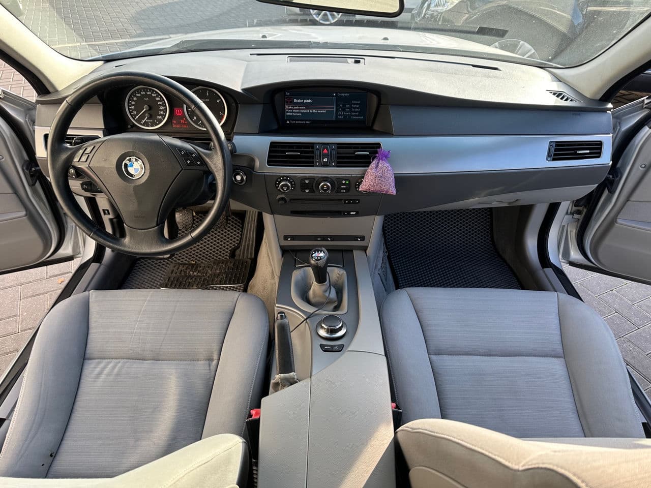 2006 BMW 520 — Miniatură 12