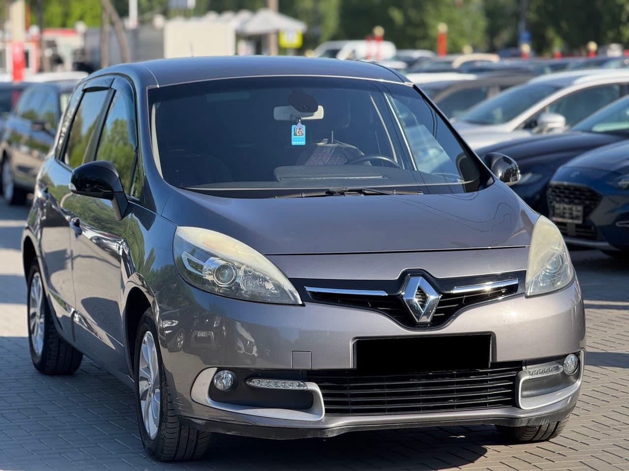 2014 Renault Scenic — Miniatură 3