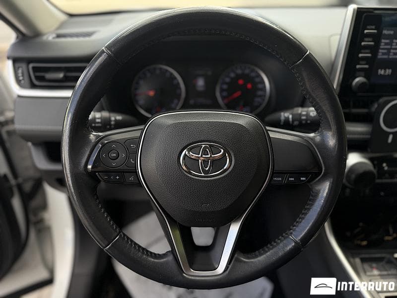 2020 Toyota Rav-4 — Miniatură 8