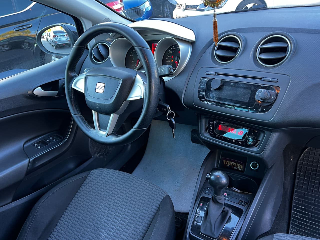 2010 Seat Ibiza — Miniatură 8