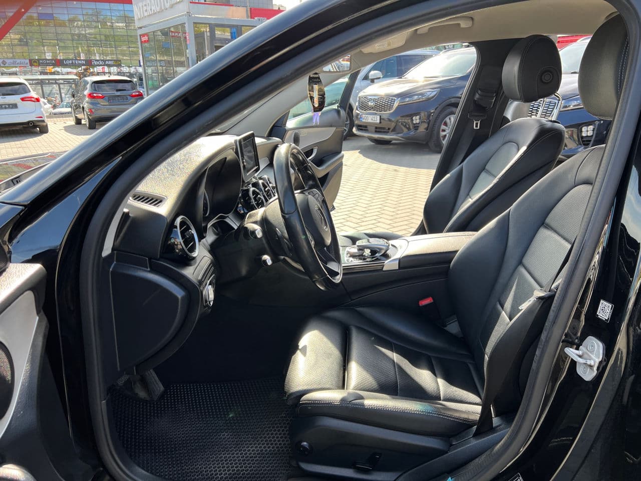2015 Mercedes C 180 — Miniatură 5