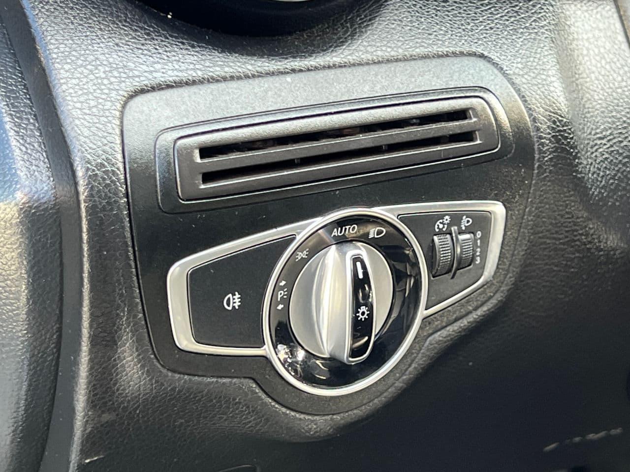 2015 Mercedes C 180 — Miniatură 16