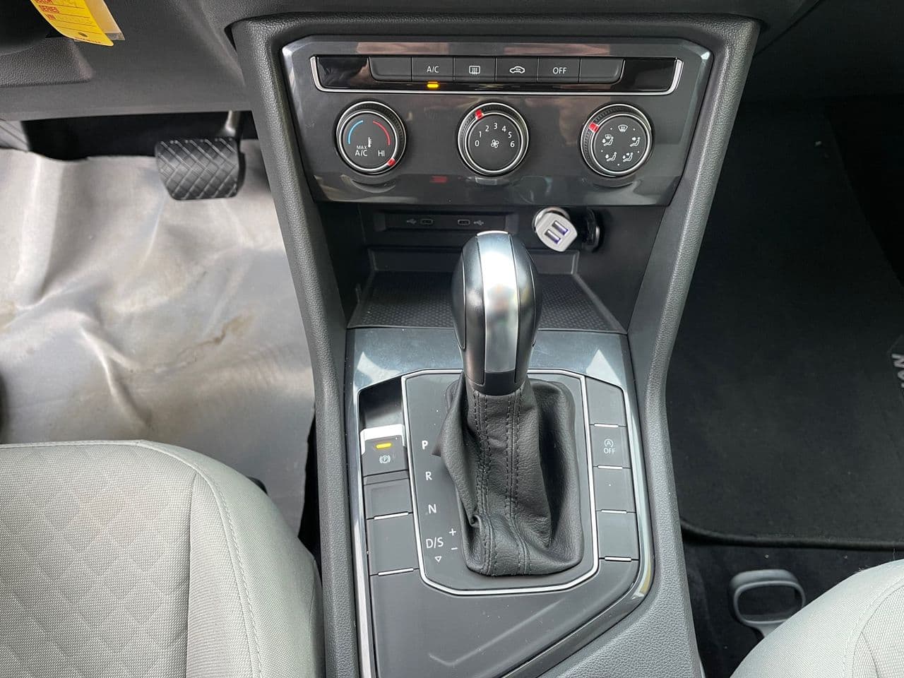 2020 Volkswagen Tiguan — Miniatură 12