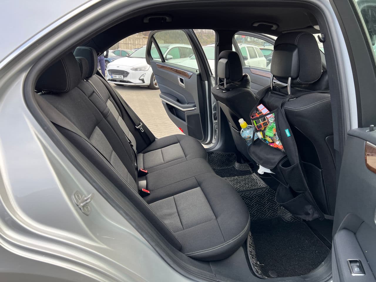 2013 Mercedes E 220 — Miniatură 15