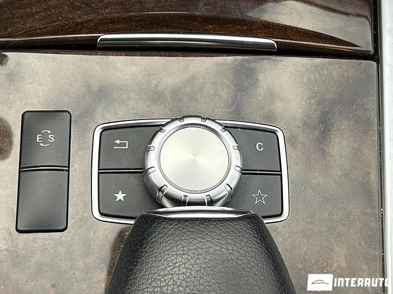 2013 Mercedes E 220 — Miniatură 13