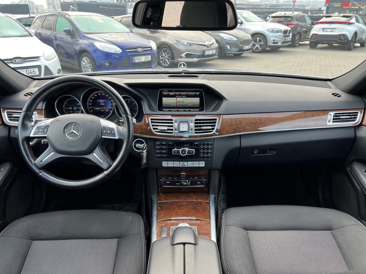 2013 Mercedes E 220 — Miniatură 6