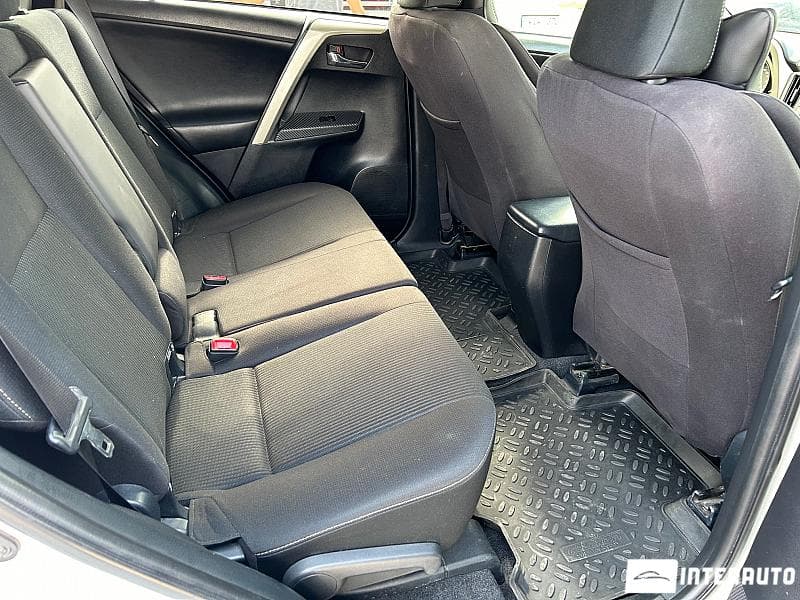 Toyota Rav-4 2015 — Миниатюра 17
