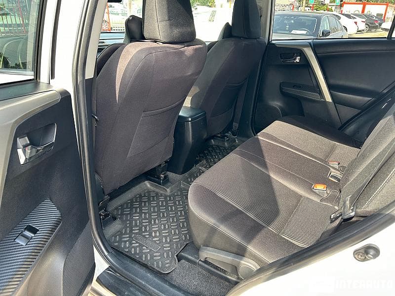 Toyota Rav-4 2015 — Миниатюра 15