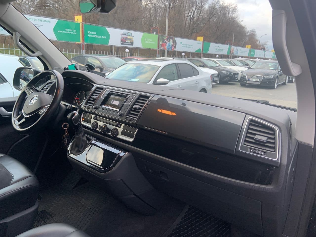 Volkswagen Multivan 2015 — Миниатюра 7