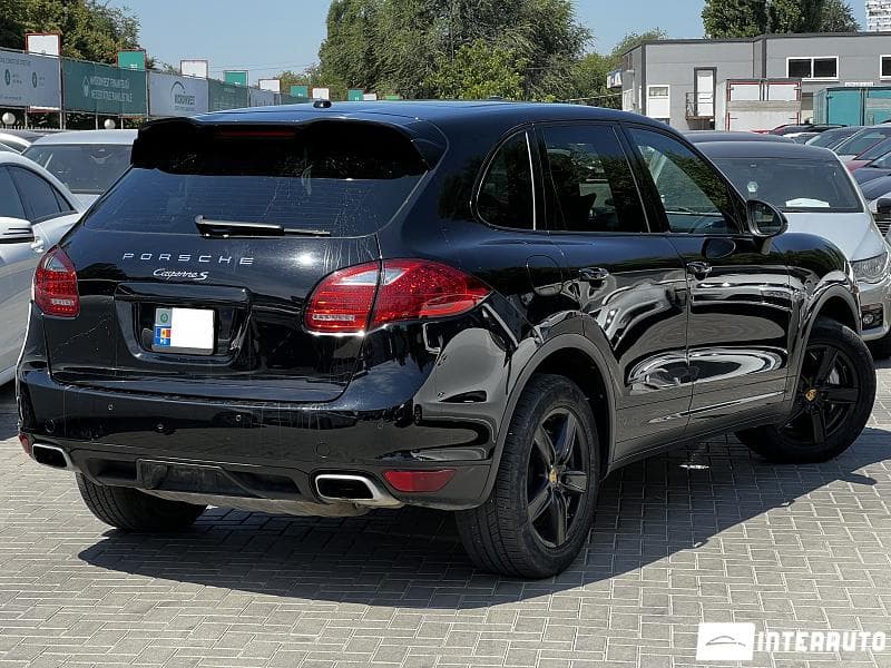 2014 Porsche Cayenne S Hybrid — Miniatură 3
