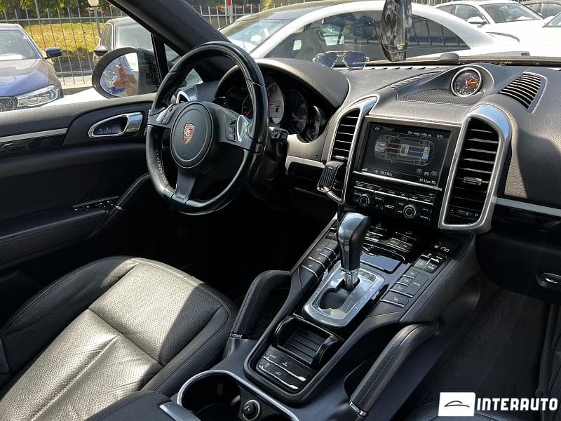 2014 Porsche Cayenne S Hybrid — Miniatură 19