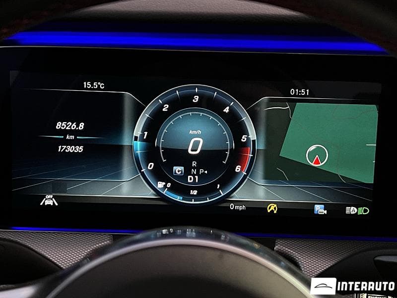 2016 Mercedes E 220 — Miniatură 12