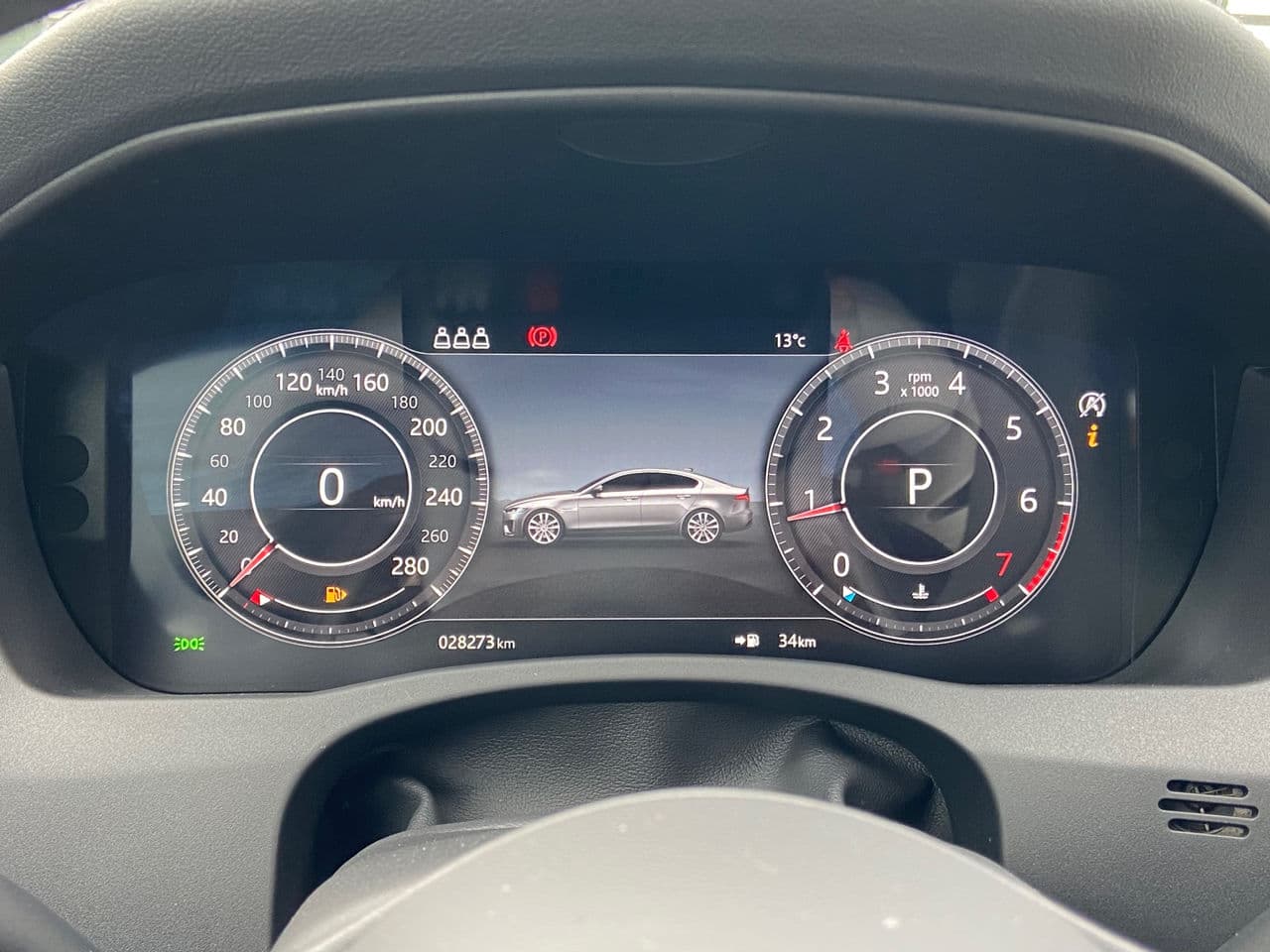 2020 Jaguar XE — Miniatură 11