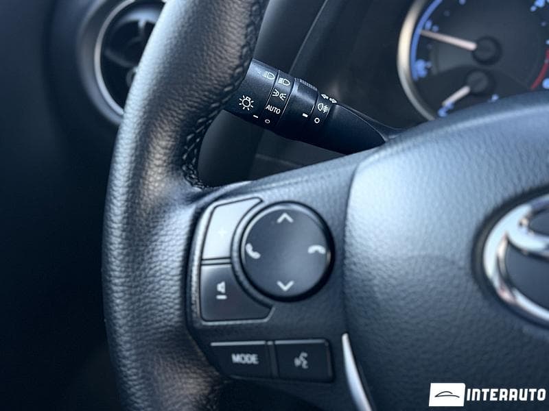 Toyota Corolla 2016 — Миниатюра 8