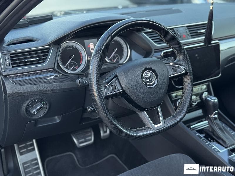 2018 Skoda Superb — Miniatură 10